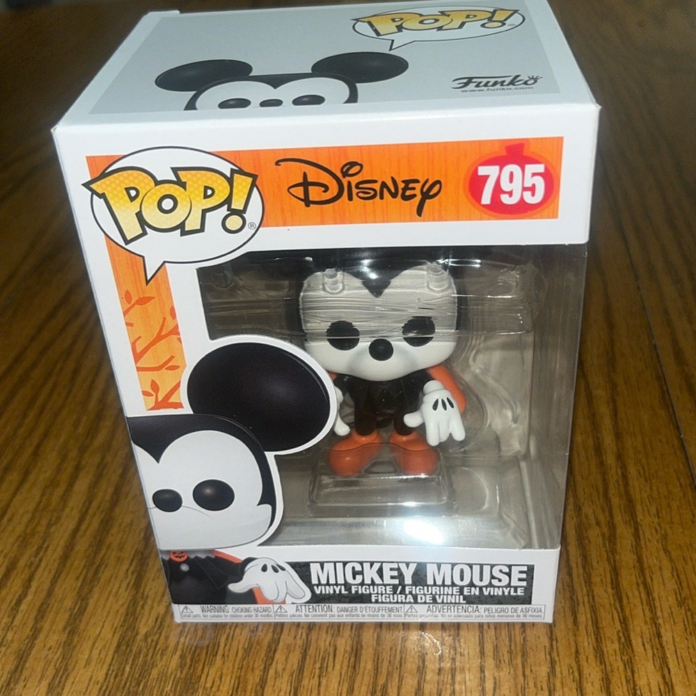 Mickey Mouse Funko pop #795.